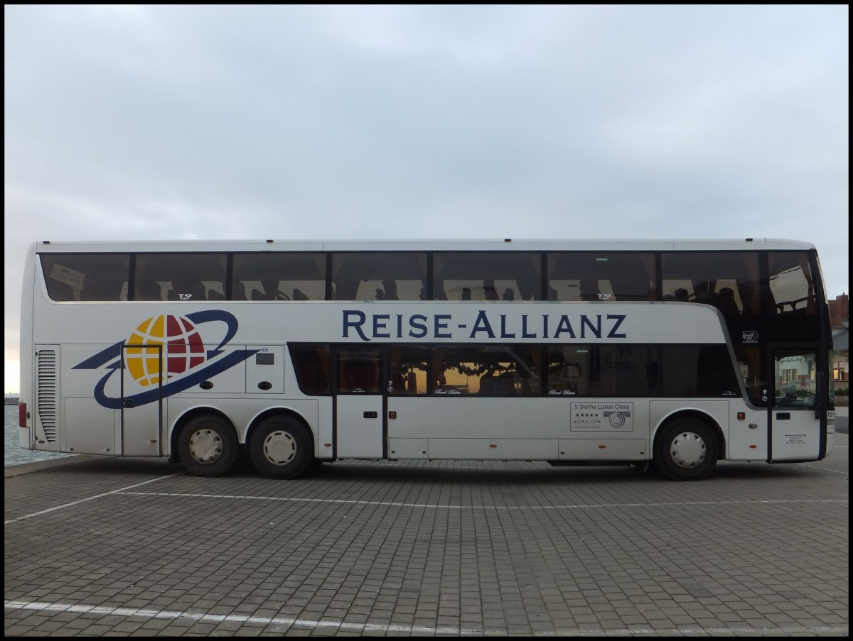 Van Hool TD927 von Reise-Allianz/Meyering aus Deutschland im Stadthafen Sassnitz.
