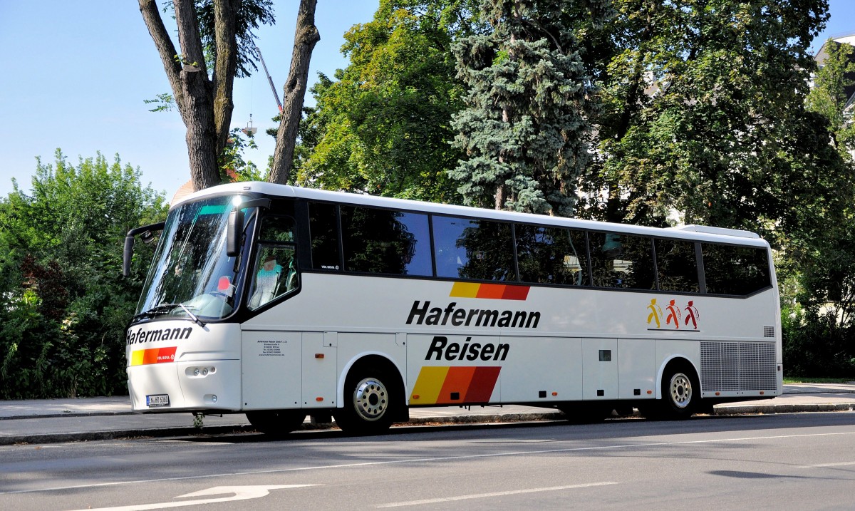 VDL BOVA von HAFERMANN Reisen aus Deutschland am 12.7.2013 in Krems gesehen.