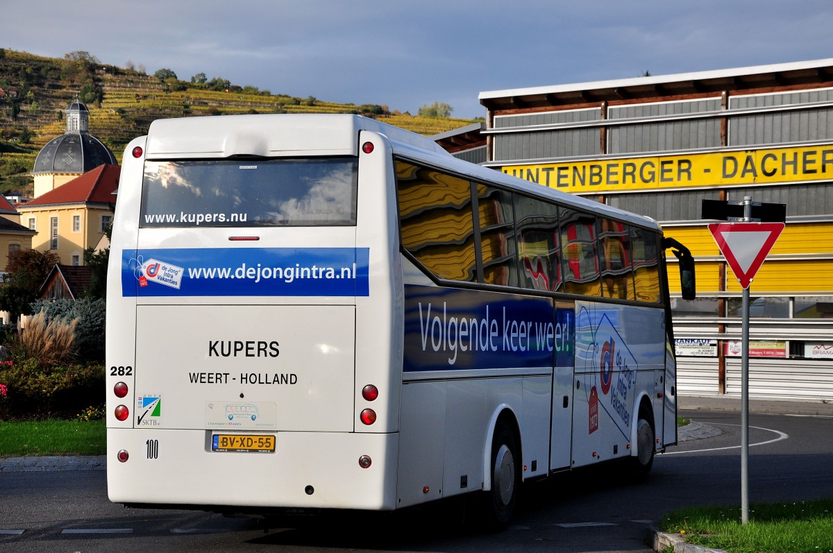 VDL BOVA von KUPERS aus nl am 21.10.2014 in Krems.