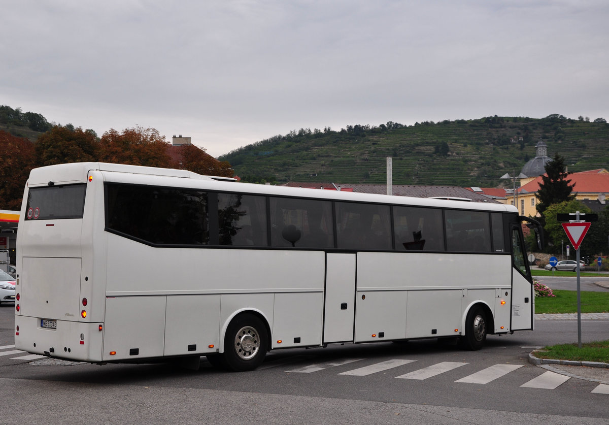 VDL BOVA von Travel Trans Union aus Ungarn in Krems unterwegs.