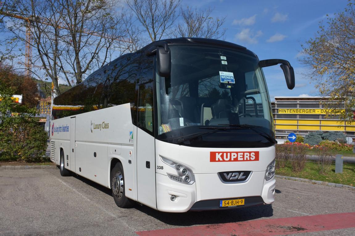 VDL Futura von Kupers Reisen aus den NL 10/2017 in Krems.