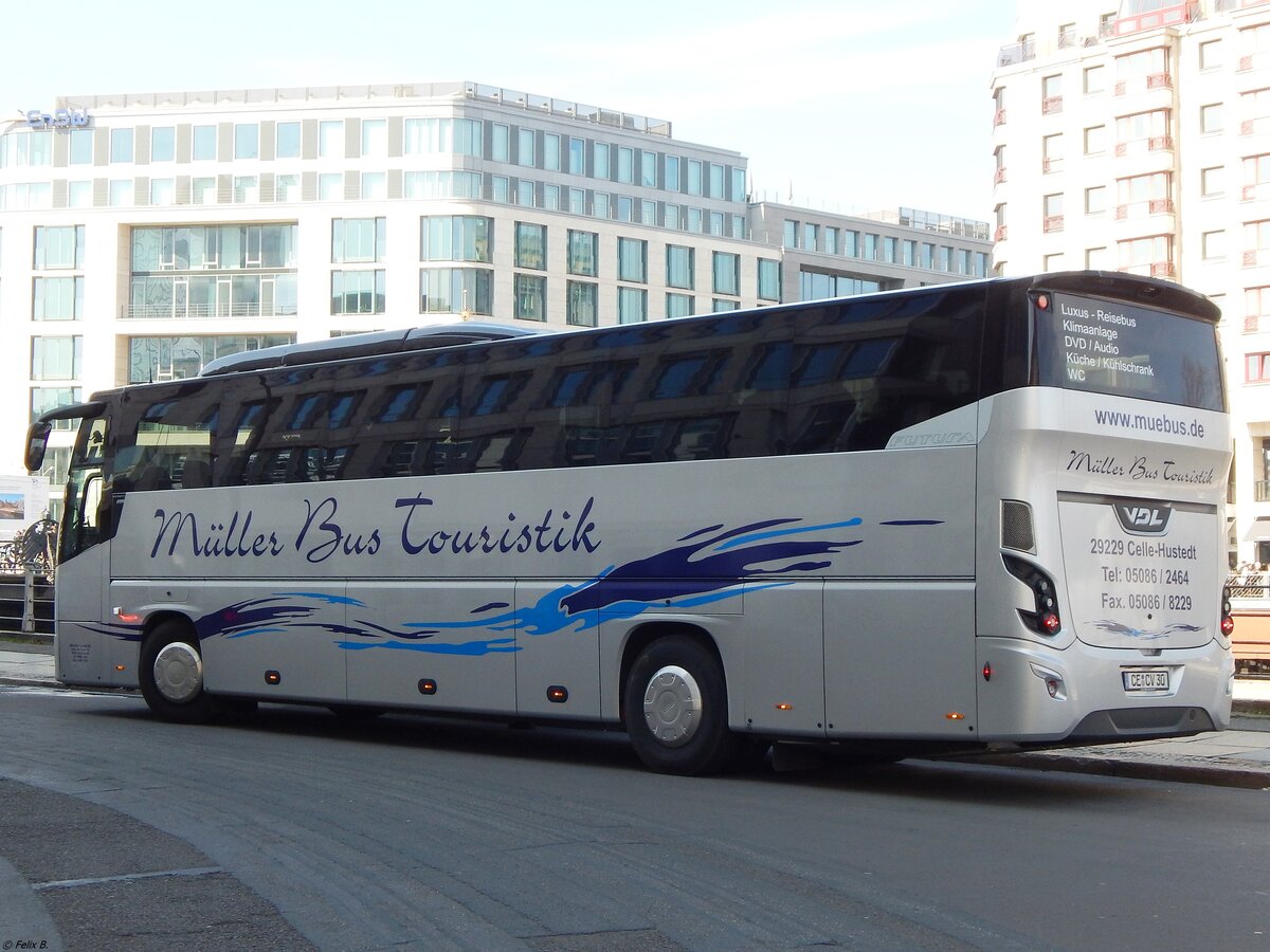 VDL Futura von Müller Bus Tourikstik aus Deutschland in Berlin.