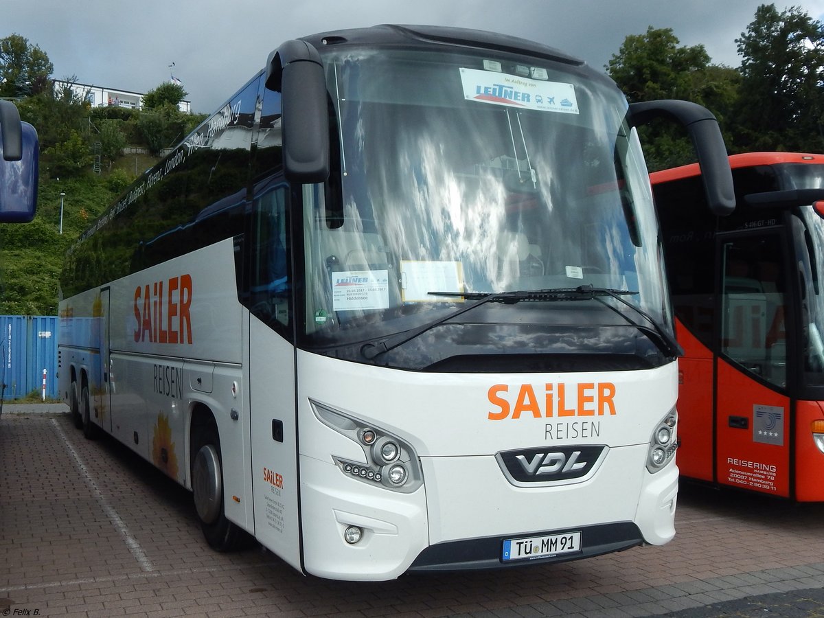 VDL Futura von Sailer Reisen aus Deutschland im Stadthafen Sassnitz.