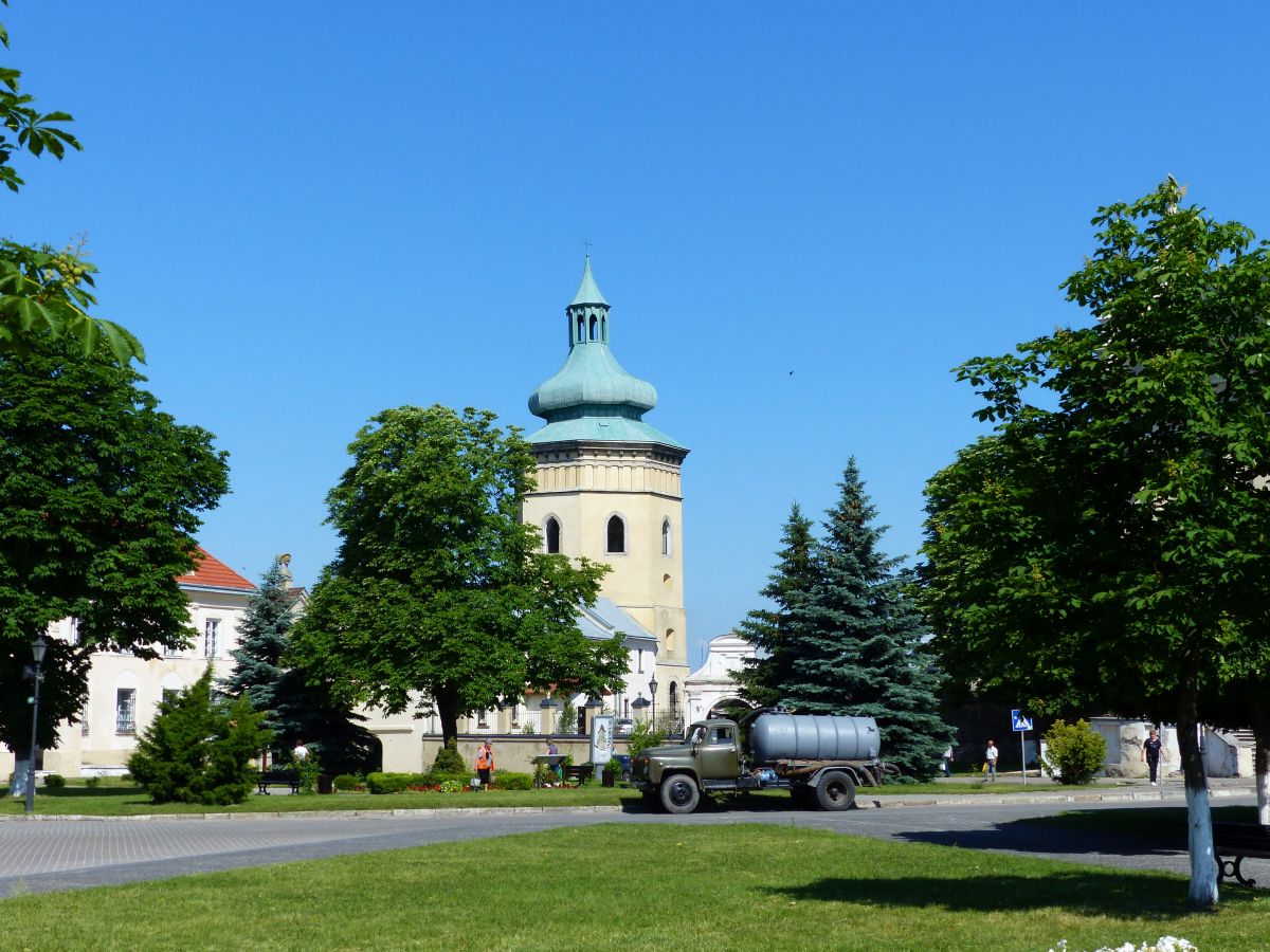 Vicheva Platz, Zhovkva, Ukraine 25-05-2018.

Vicheva plein, Zhovkva, Oekrane 25-05-2018.