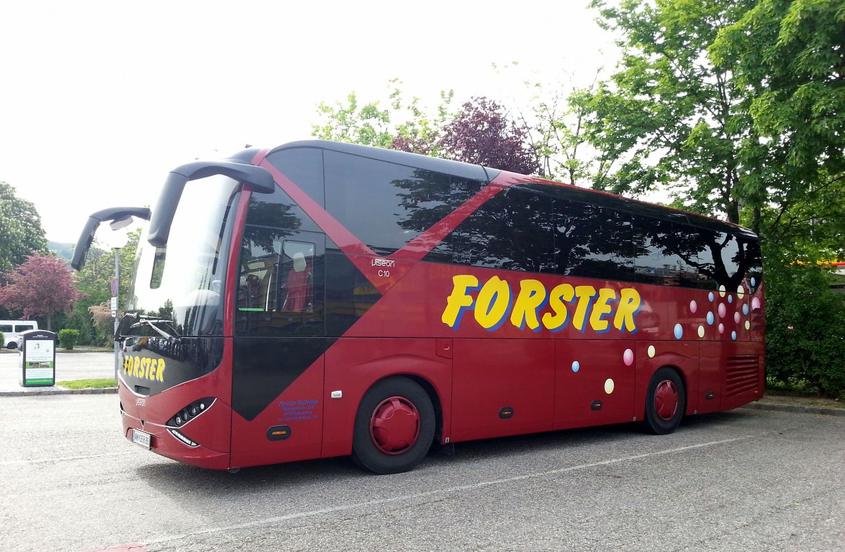 Viseon C10 von Forster Reisen aus sterreich am 13.5.2015 in Krems.