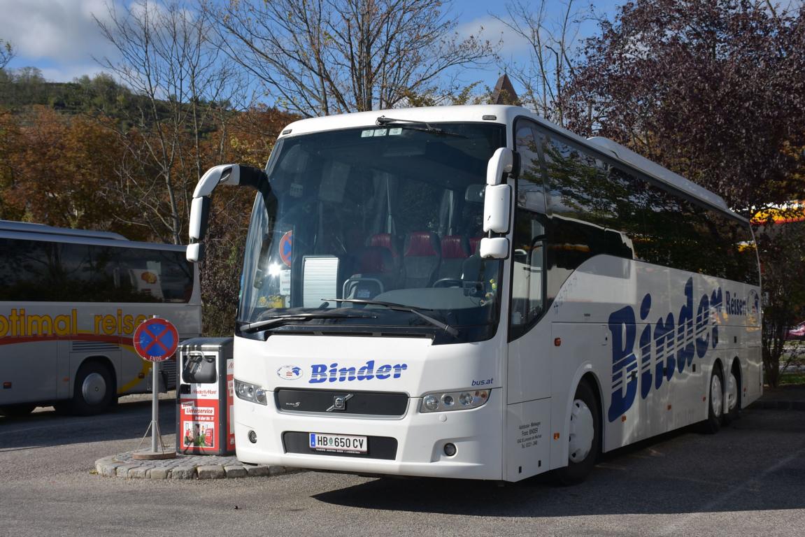 Volvo 9700 von Binder Reisen aus sterreich 10/2017 in Krems.