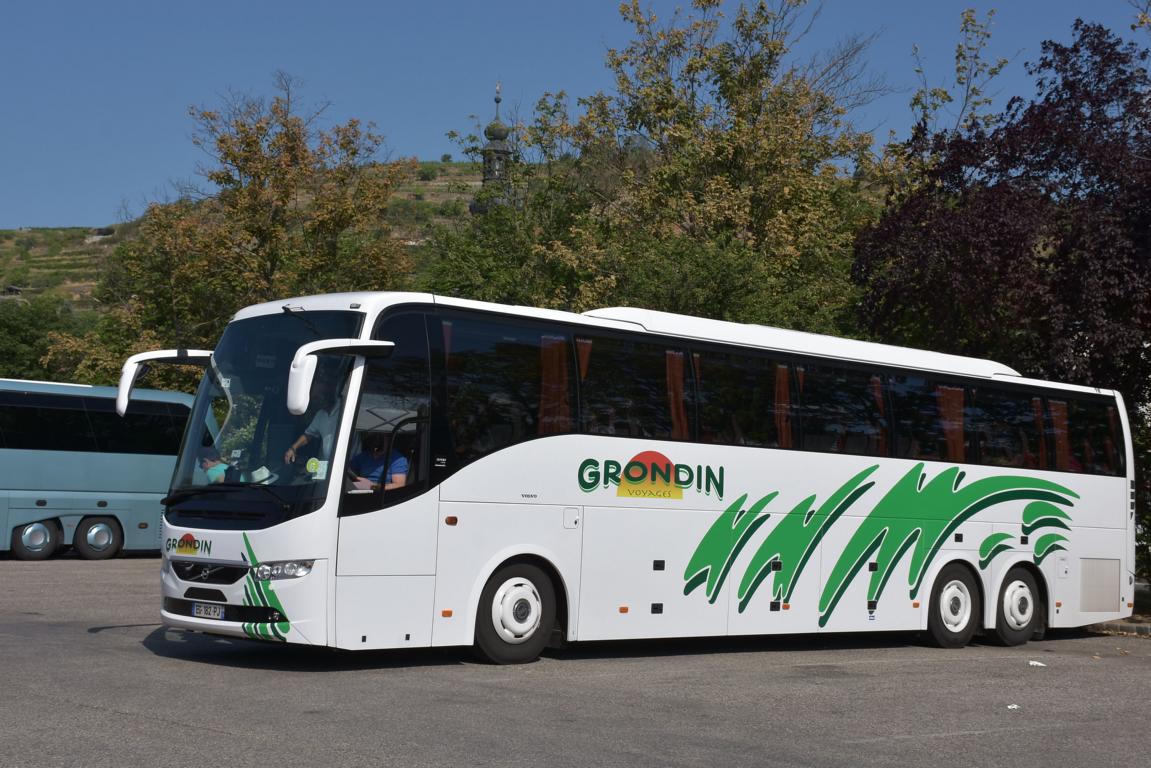 Volvo 9700 von GRONDIN Reisen aus Frankreich 06/2017 in Krems.