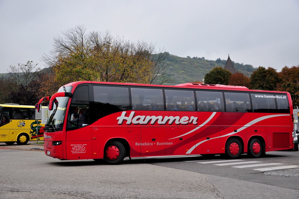 VOLVO 9700 von Hammer Reisen aus sterreich am 11.Okt.2014 in Krems.