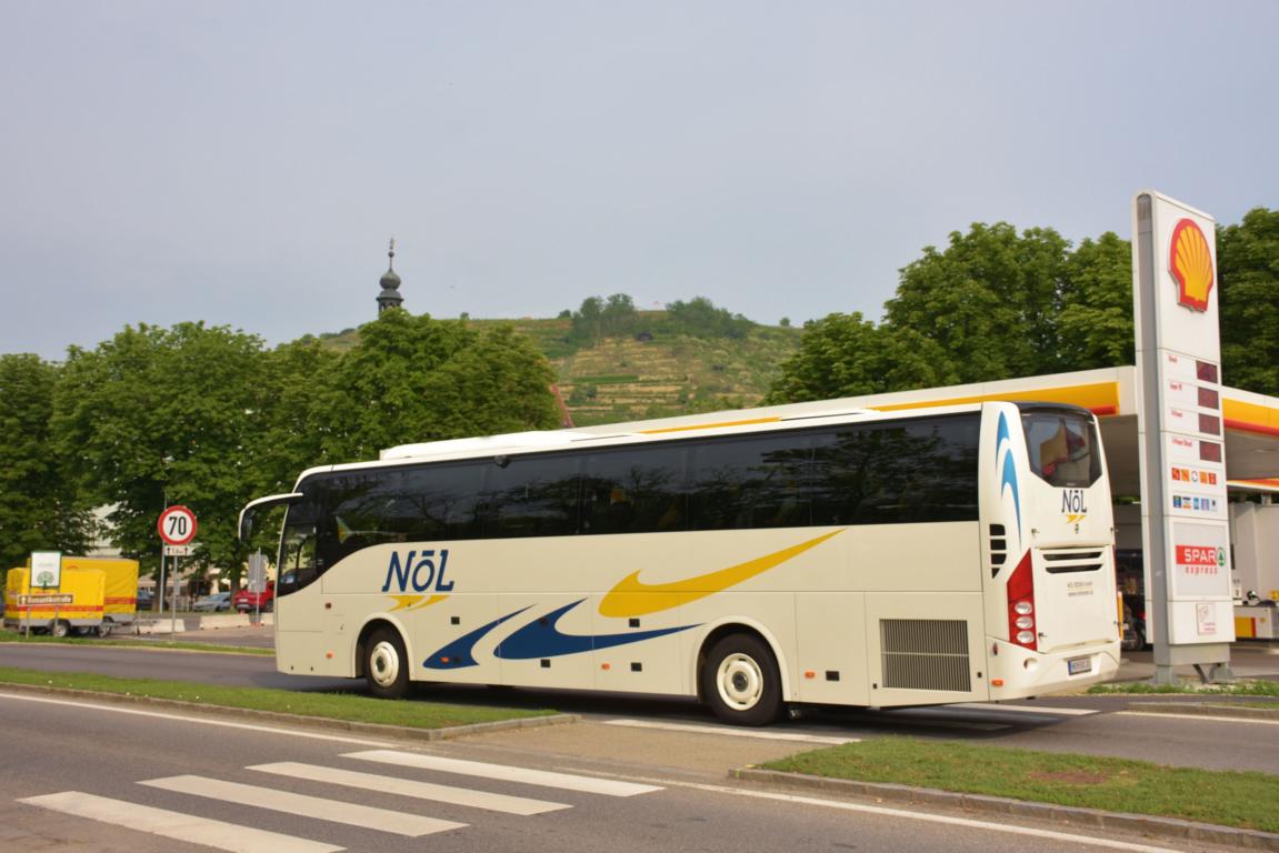 Volvo 9700 von NL Reisen aus sterreich im Mai 2017 in Krems.
