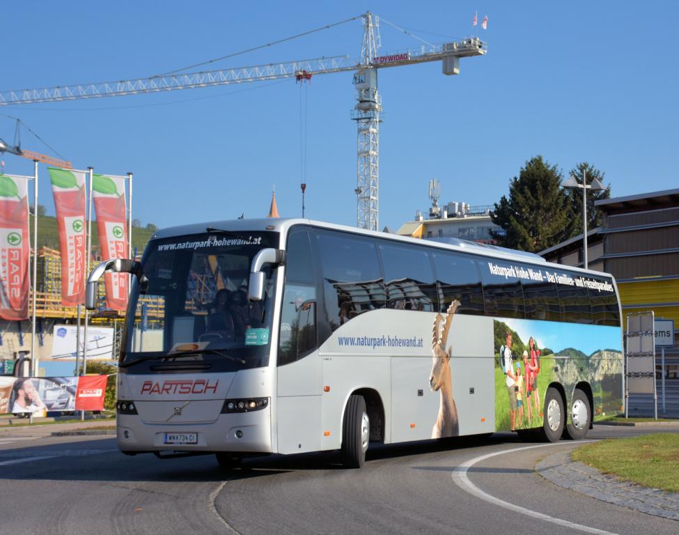 VOLVO 9700 von PARTSCH Reisen aus sterreich 09/2017 in Krems.