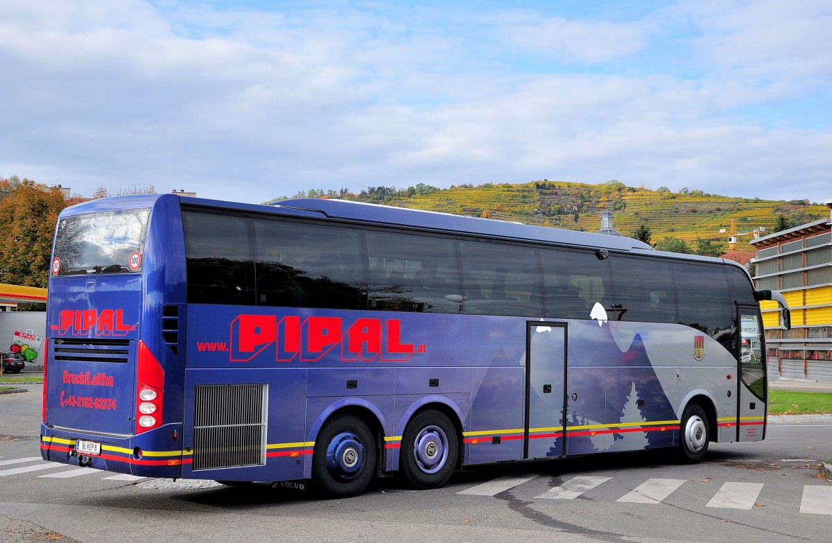 Volvo 9700 von Pipal Reisen aus sterreich im Oktober 2013 in Krems.