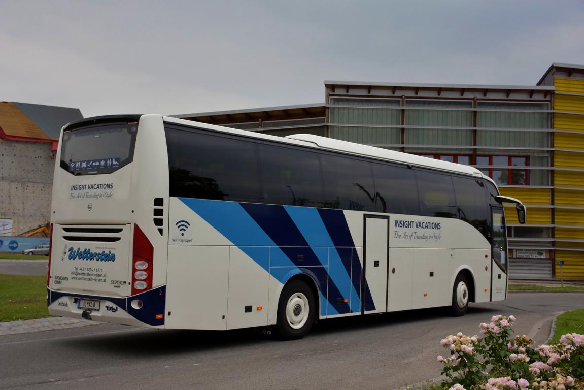 Volvo 9700 von Wetterstein Reisen aus AT 2018 in Krems gesehen.