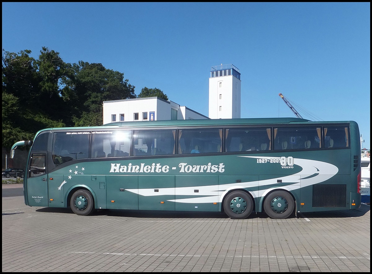 Volvo 9900 von Keitel-Reisen aus Deutschland im Stadthafen Sassnitz.