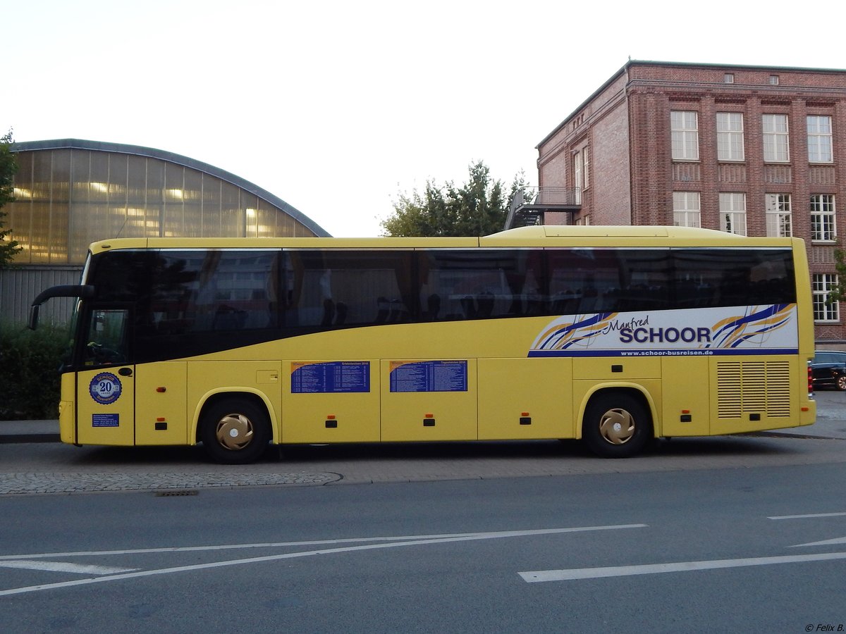 Volvo 9900 von Manfred Schoor Busreisen aus Deutschland in Neubrandenburg.