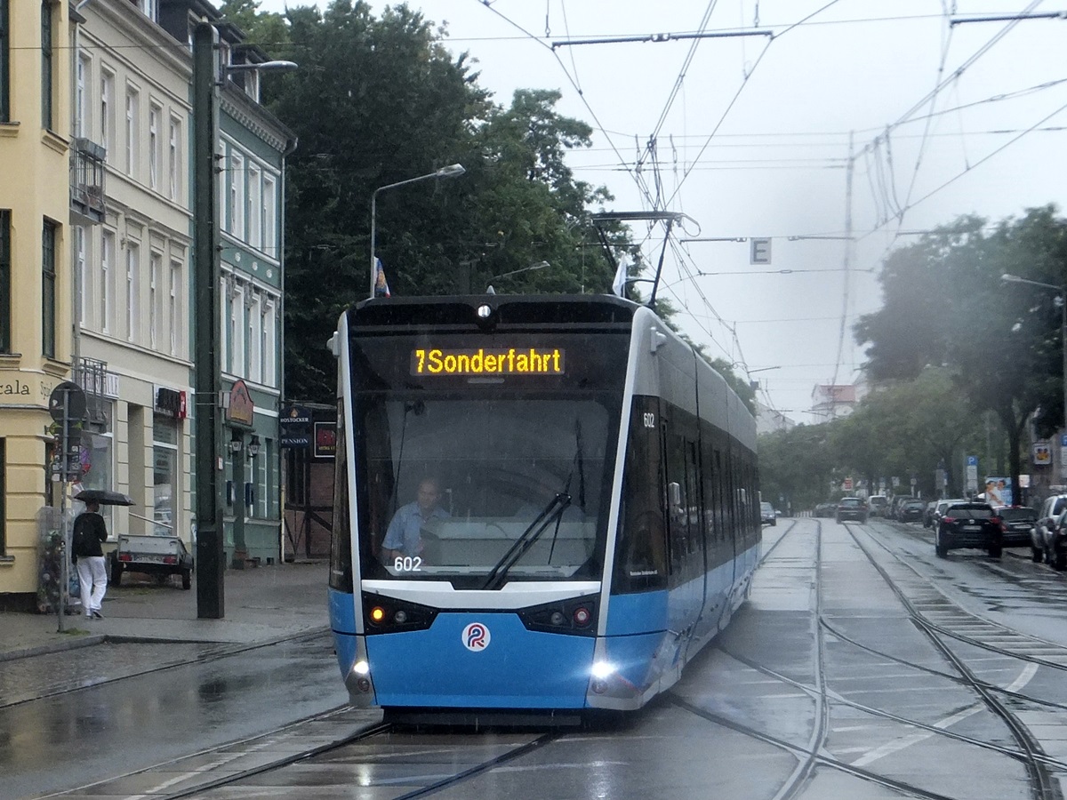 Vossloh 6N2 Nr. 602 der Rostocker Straßenbahn AG in Rostock.