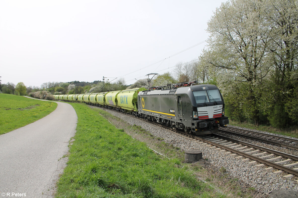 X4E 796 alias 193 796 zieht bei Plling ein Getreidezug. 07.04.24
