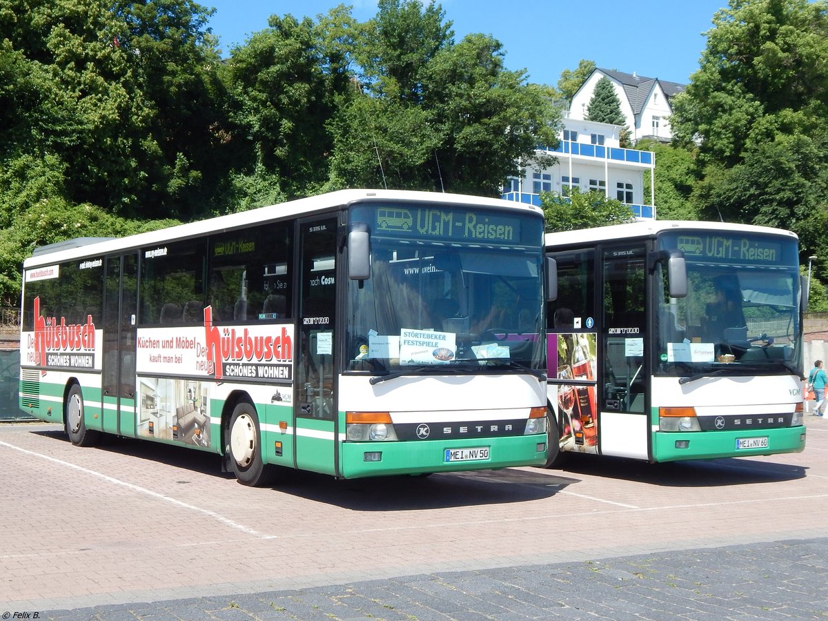 Zwei Setra 315 UL der Verkehrsgesellschaft Meißen aus Deutschland im Stadthafen Sassnitz.