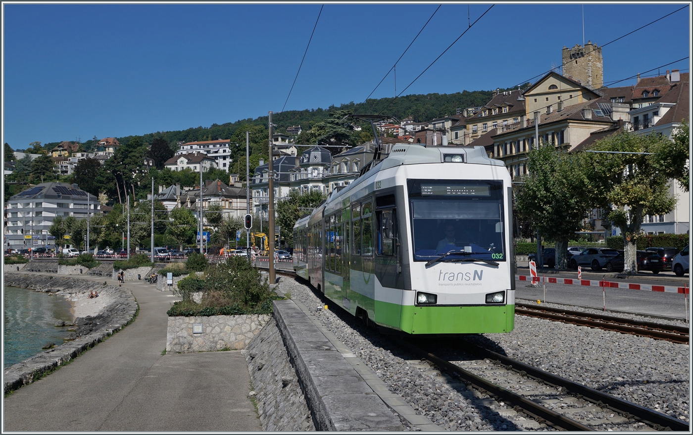 Der TransN Be 4/8 32 erreicht als Regionalzug R 15 5675 von Boudry kommend sein Ziel Neuch�tel Place Pury Littorail.

7. August 2025