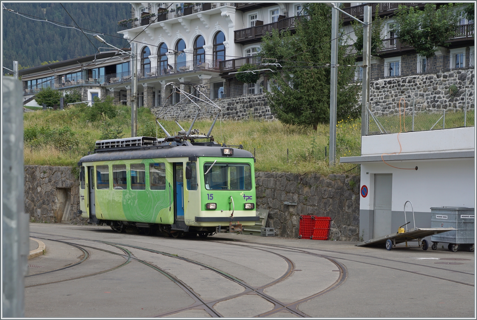 Weiterhin wird der TPC BVB Be 2/3 15 in Villars s/O zum Rangierdienst eingesetzt. 

19. August 2023