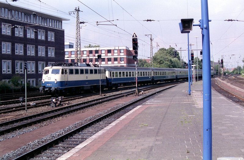 110 361-3 in M�nster 04-08-1992.