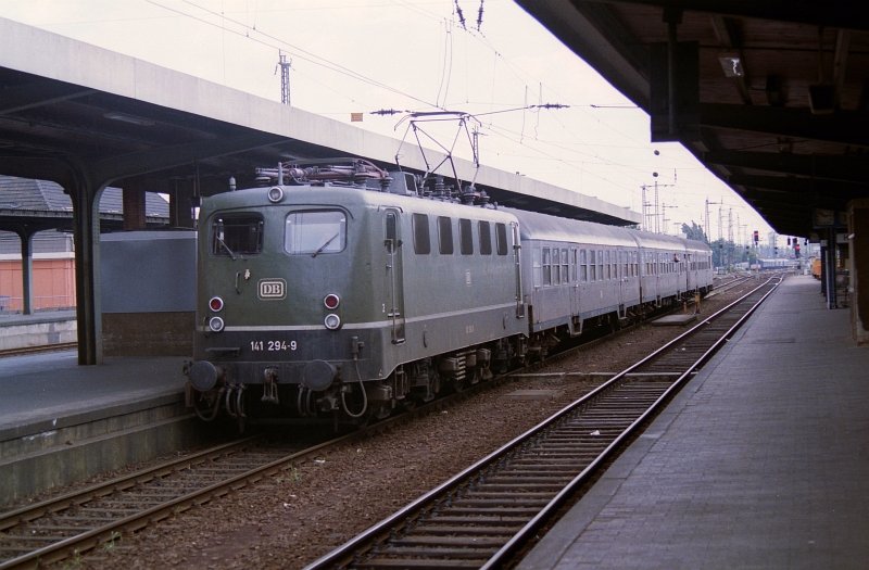 141 294 mit Silberlingen in Hamm 29-05-1993.