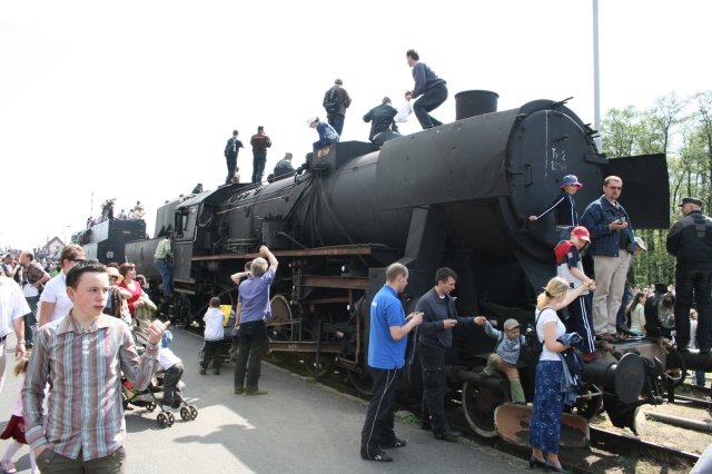 Auf dieser Ty2 wurde geklettert und konnte f�r Fotografen als Plattform dienen (Wolsztyn, 03.05.2008).
