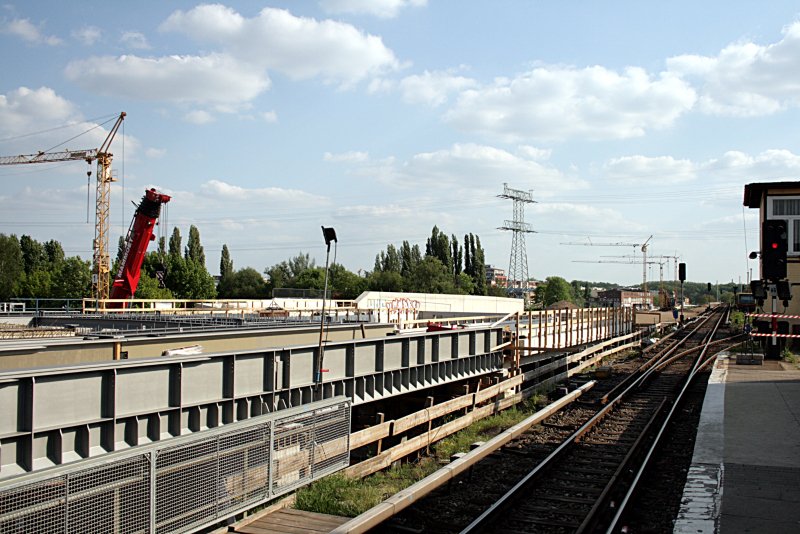 Das andere Ende der Ersatzbaus f�r die Bahnlinien �ber die Kynaststr (Baustelle Berlin Ostkreuz, 10.05.2009).