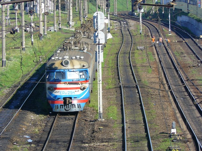 ER 294 in Lviv 07-09-2007.