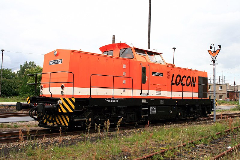 LOCON 209 / 201 878-6 ist die  Neue  im Pool. Es handelt sich dabei um die ehemalige AAE  Alstätte II  (Berlin Nöldnerplatz, 03.06.2009).