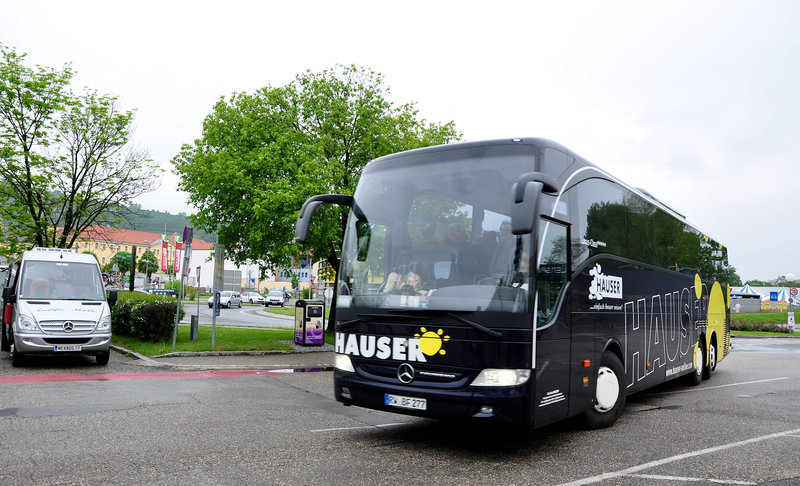 Mercedes Tourismo Von Hauser Reisen Aus Der Brd In Krems Gesehen