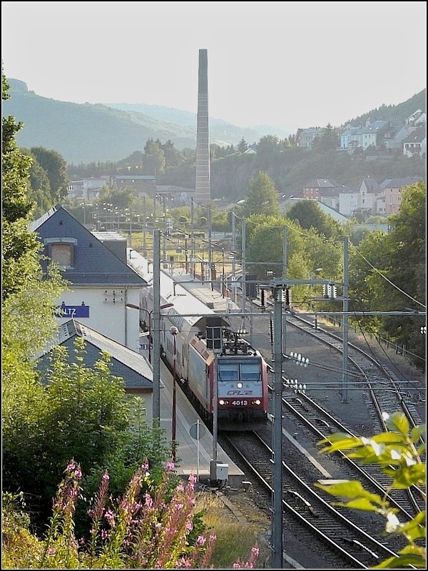 Morgendliche Stimmung im Bahnhof von Wiltz. 22.07.08 (Jeanny)