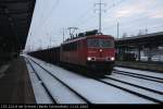 RAILION Logistics 155 210-8 mit Eaos-Wagen am Abend (Berlin Sch�nefeld, 13.01.2009)    Update: 2015 in Senftenberg z; 2015 �berf�hrt nach Rostock-Seehafen; 24.08.2015 in Opladen verschrottet