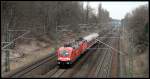 DB Regio 182 005-9 mit Wagenlok DB 143 947-0 im S-Bahnerg�nzungsverkehr als RB13 Berlin Hbf (gesehen Berlin Westend, F�rstenbrunner Br�cke am 19.03.2010)