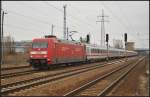 DB Fernverkehr 101 059 mit einem umgeleiteten IC am 03.04.2013 in Berlin Sch�nefeld Flughafen