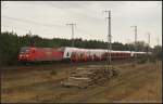 DB Schenker 145 003 mit der �berf�hrung von NSB 75114 und NSB 75115 am 17.04.2013 in der Berliner Wuhlheide.