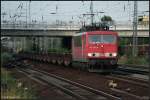 DB 155 250-4 mit Rmms-Wagen und gewalzten Stahlplatten (Berlin Sch�nefeld, 22.08.2009 - Update: In Rostock-Seehafen z-gestellt)