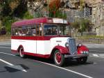Der alte Dodge bringt Kreuzfahrer ins Stadtzentrum von Funchal/Madeira, Mrz 2015