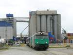 SNCF FRET Dieselloks 467453 und 467544 bei Rangieren. Watergang, Hafen Antwerpen, Belgien 10-05-2013. 

SNCF FRET diesellocomotieven 467453 en 467544 tijdens rangeerwerkzaamheden met silowagens. Watergang, haven Antwerpen, Belgi 10-05-2013.