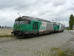 SNCF FRET Dieselloks 467453 und 467544 bei Rangieren. Watergang, Hafen Antwerpen, Belgien 10-05-2013. 

SNCF FRET diesellocomotieven 467453 en 467544 tijdens rangeerwerkzaamheden met silowagens. Watergang, haven Antwerpen, Belgi 10-05-2013.