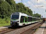 VIAS Triebzug ET 25 2302 Gleis 2 Bahnhof Empel-Rees 11-07-2024.

VIAS treinstel ET 25 2302 spoor 2 station Empel-Rees 11-07-2024.