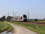 Vias Triebzug ET 25 2305 bei Bahn�bergang Wasserstrasse, Hamminkeln 19-09-2024.