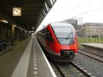 DB 643 064 als Nahverkehrszug aus Dortmund Hbf ber Gronau auf Gleis 4 in Enschede, Niederlande 28-11-2013.