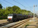 MRCE locomotief 189 990 trekt met zusterlok een beladen kolentrein.