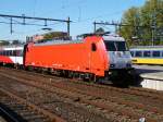 1186 111-8 mit Intercity aus Amsterdam bei Ankunft in Rotterdam CS am 14-10-2009.