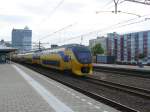 Zwei TW Bauart IRM-IV bilden IC 8825 nach Utrecht CS.