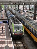 BLS Cargo Vectron Lokomotive 475 404 (9185 4475 404-0 CH-BLSC) Gleis 15 Rotterdam Centraal Station, Niederlande 04-07-2024.