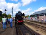     Dampflok 52 8139 der VSM (veluwse Stoomtrein Maatschappij) Bahnhof Beekbergen 03-09-2017.