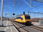 NS DDZ-IV Triebzug 7530 Gleis 6  Amersfoort Centraal 08-04-2025.