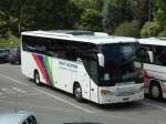 (146'521) - Aus Liechtenstein: Arlberg Express, Schaanwald - FL 21'059 - Setra am 26. August 2013 in Gruyres, Gruyres-Ville