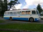 koda 706 RTO war ein Omnibus des tschechoslowakischen Nutzfahrzeugherstellers koda. Er wurde in verschiedenen Versionen von 1959 bis 1977 produziert. Dieser Bus wurde 1960 hergestellt. Hubraum ist 11783 ccm, leistete der Motor 117,6 kW, Hchstgeschwindigkeit 75 km/h. Hlohovice am 2.8.2014.